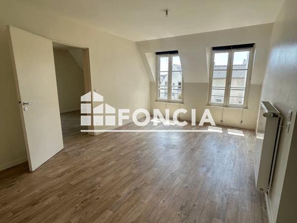 Location Appartement 2 pièces 41.99 m² - 28 RUE DES ECUYERS Chartres 28000