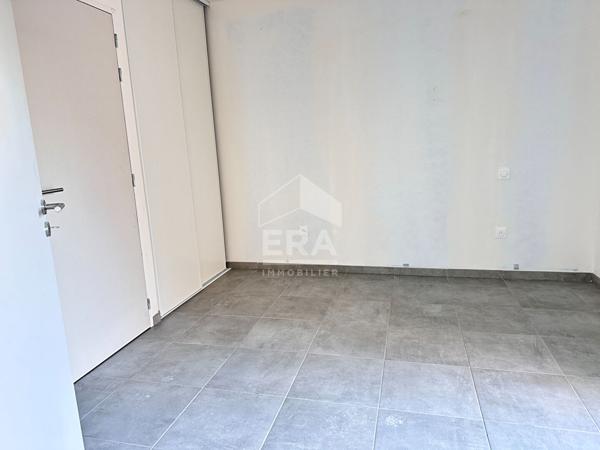 Appartement récent secteur plage.