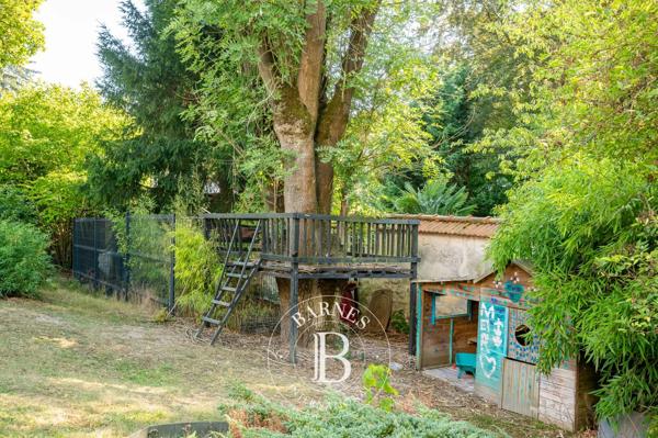 Rueil-Malmaison, Maison 5 Chambres -  236 m² à vendre
