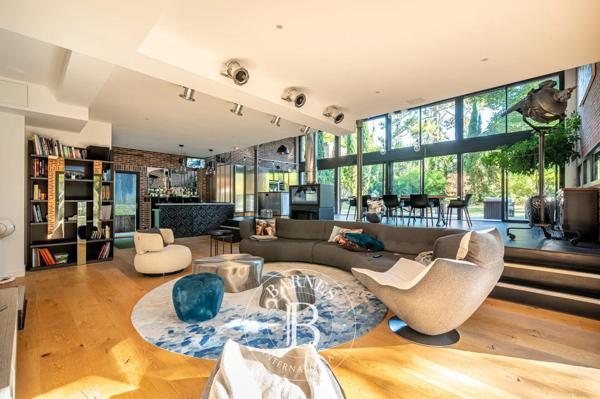 Rueil-Malmaison, Maison 5 Chambres -  236 m² à vendre