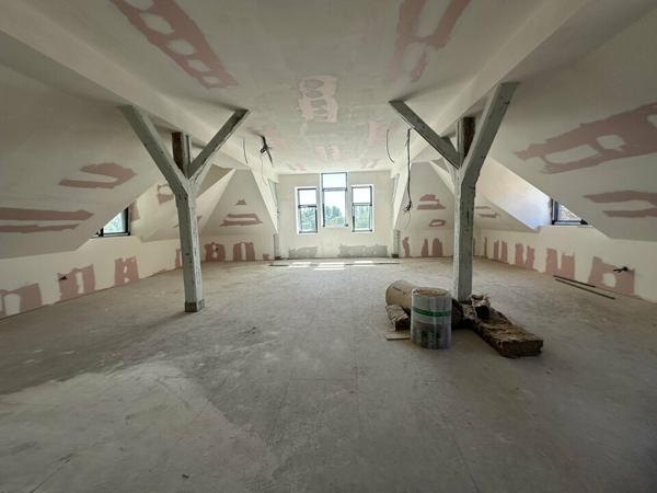 BUREAUX à VENDRE de 125 m²