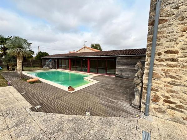 Belle longére restaurée avec des matériaux de qualité