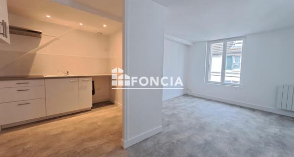 Location Appartement 2 pièces 31.77 m² - Arpajon 91290