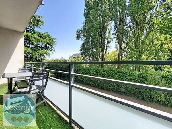 Appartement 2 pièces spacieux, lumineux avec box privé