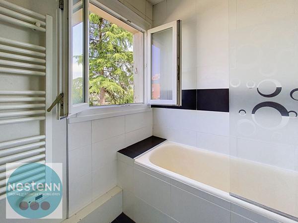 Appartement 2 pièces spacieux, lumineux avec box privé