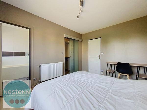 Appartement 2 pièces spacieux, lumineux avec box privé