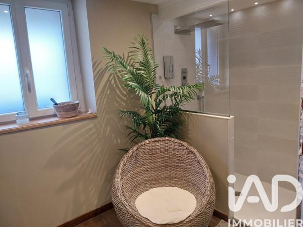 Maison à vendre 5 pièces 166 m² Saint-Victurnien