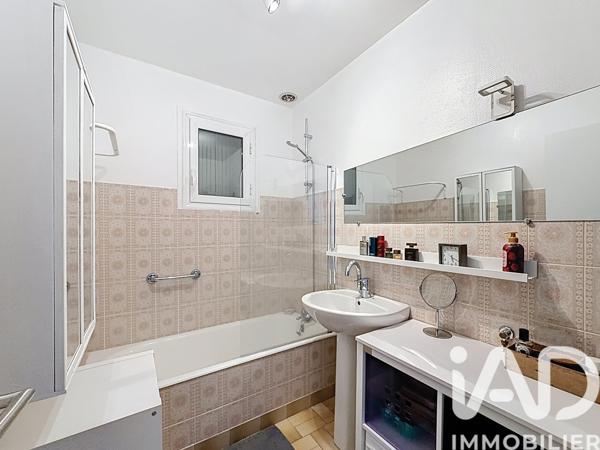 Maison à vendre 5 pièces 77 m² Saint-Chély-d'Apcher