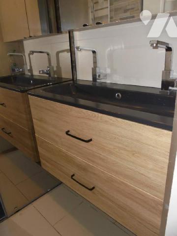 Beaugency, Pavillon, Loiret (45)

 Pavillon des années 80 rénové comprenant : 
Au rez-de-chauss...