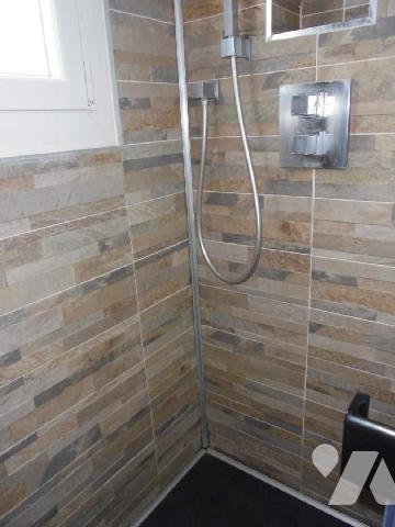 Beaugency, Pavillon, Loiret (45)

 Pavillon des années 80 rénové comprenant : 
Au rez-de-chauss...