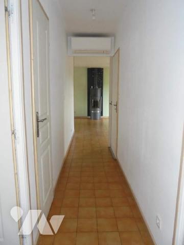 Beaugency, Pavillon, Loiret (45)

 Pavillon des années 80 rénové comprenant : 
Au rez-de-chauss...