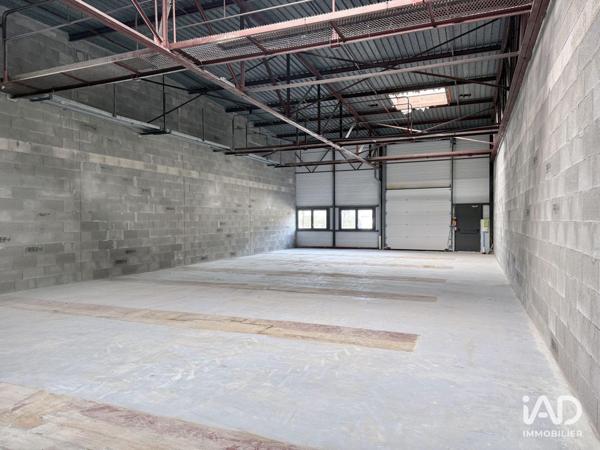 Local d’activité à vendre 230 m² Saint-Étienne-de-Crossey