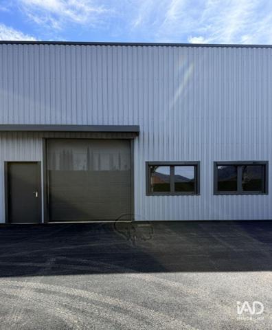 Local d’activité à vendre 230 m² Saint-Étienne-de-Crossey