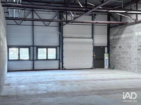 Local d’activité à vendre 230 m² Saint-Étienne-de-Crossey