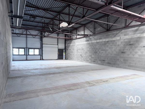 Local d’activité à vendre 230 m² Saint-Étienne-de-Crossey