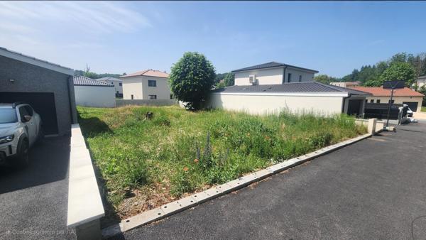 Terrain constructible dans un lotissement neuf à deux pas de la nature