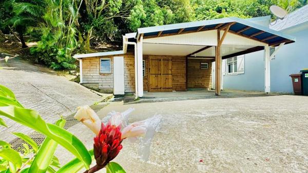 Vente / Maison T5 à Sainte-Marie (97230)