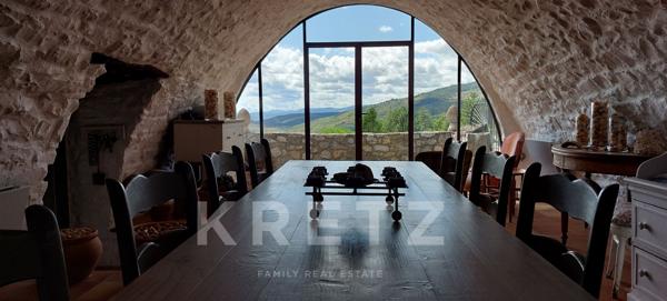 Bergerie rénovée avec vue spectaculaire