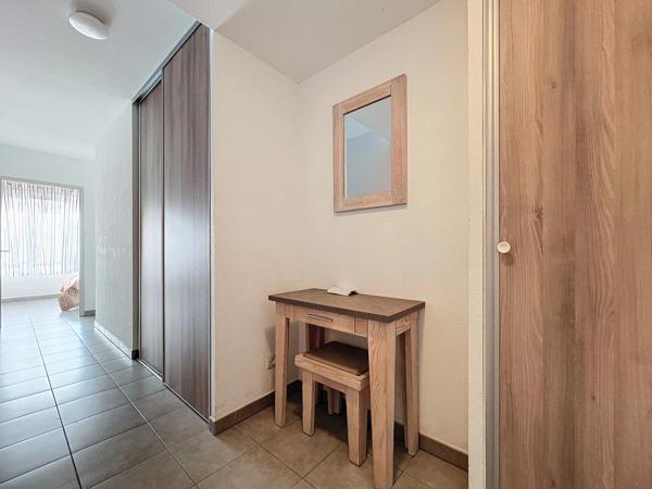 Appartement à vendre 2 pièces 35,10 m2 meublé à JUVIGNAC (34) résidence avec piscine secteur thermes + parking