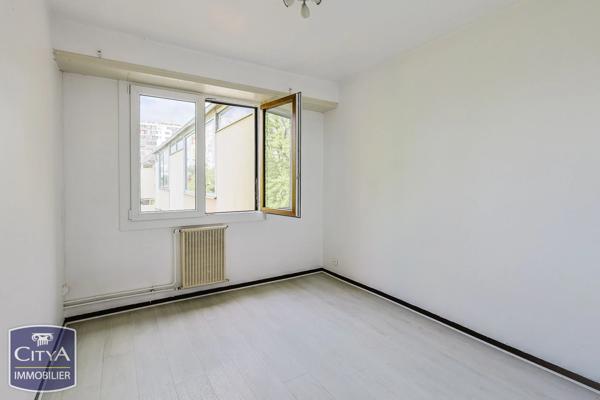 Appartement à vendre 4 pièces 70.14m² Pau (64000)