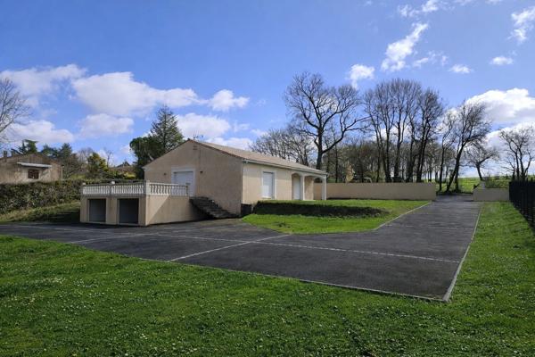 Maison à vendre 4 pièces CHAMPNIERS (16)