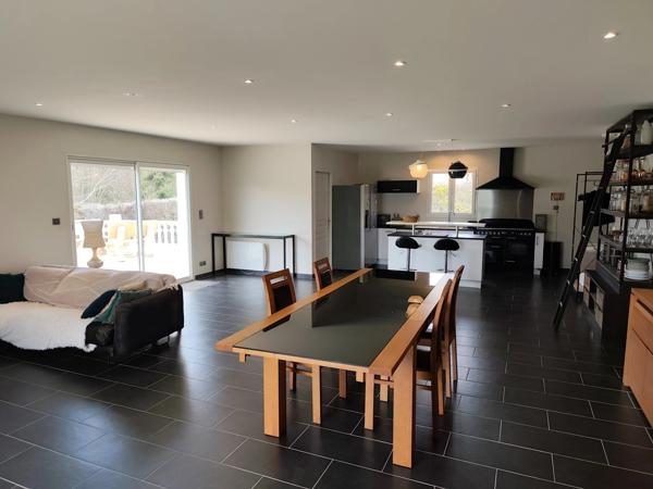 Maison à vendre 4 pièces CHAMPNIERS (16)