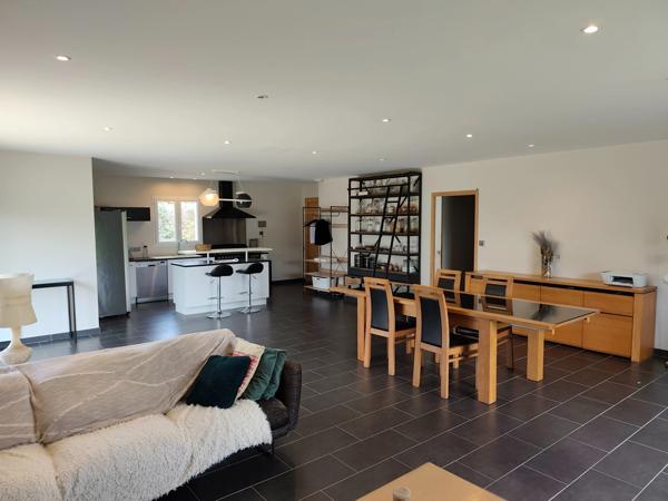 Maison à vendre 4 pièces CHAMPNIERS (16)
