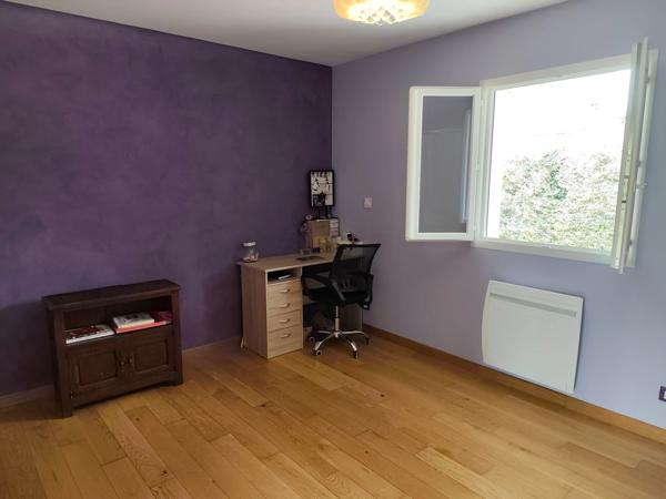 Maison à vendre 4 pièces CHAMPNIERS (16)