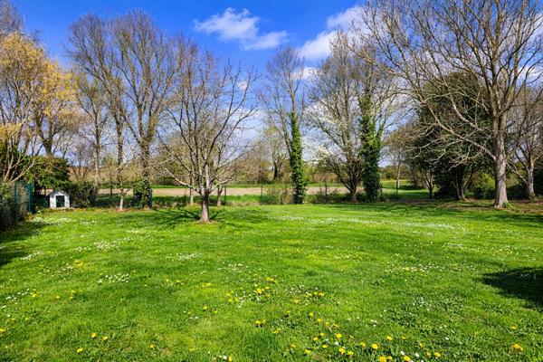 Maison à vendre 4 pièces CHAMPNIERS (16)