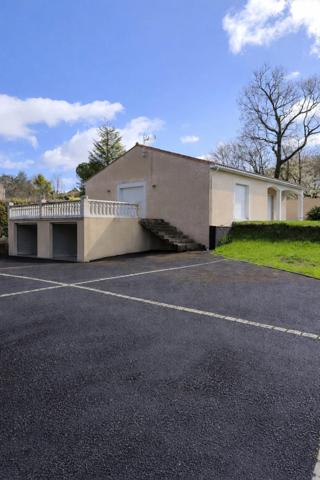 Maison à vendre 4 pièces CHAMPNIERS (16)