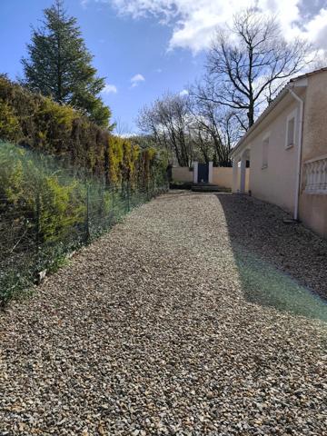 Maison à vendre 4 pièces CHAMPNIERS (16)