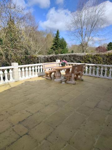 Maison à vendre 4 pièces CHAMPNIERS (16)