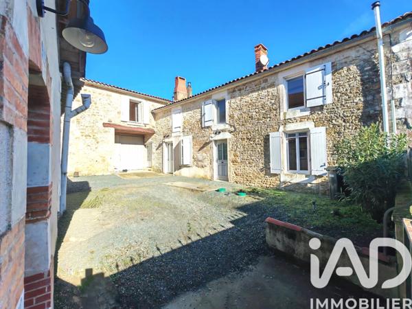 Maison à vendre 6 pièces 162 m² Saint-Martin-Lars-en-Sainte-Hermine
