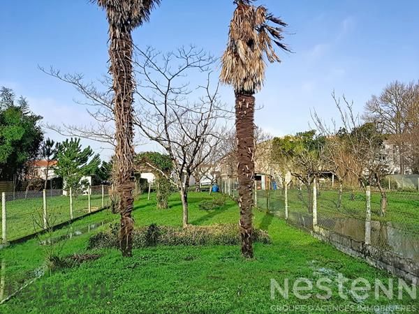 A vendre plein centre de Saujon, en Charente Maritime, charmante maison des Années 30, 93m², 4 chambres, garage, terrain