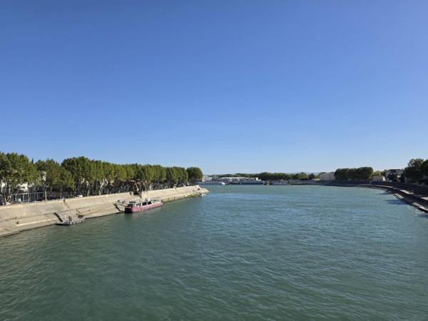 Vente / Appartement T3 à Arles (13200)