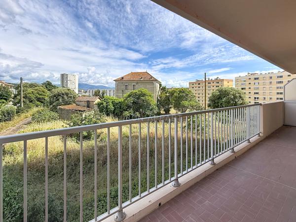 Appartement 4 pièce(s) 3 chambre(s) 88 m²
