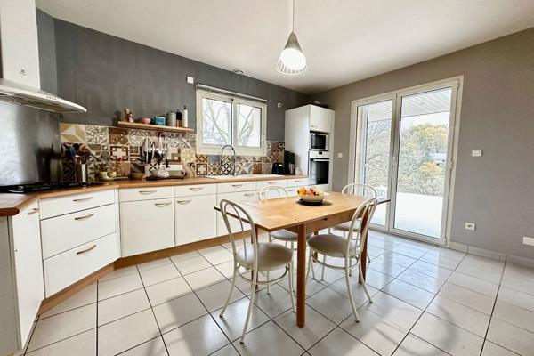 Maison 5 pièces - 176 m² Exclusivité efficity
