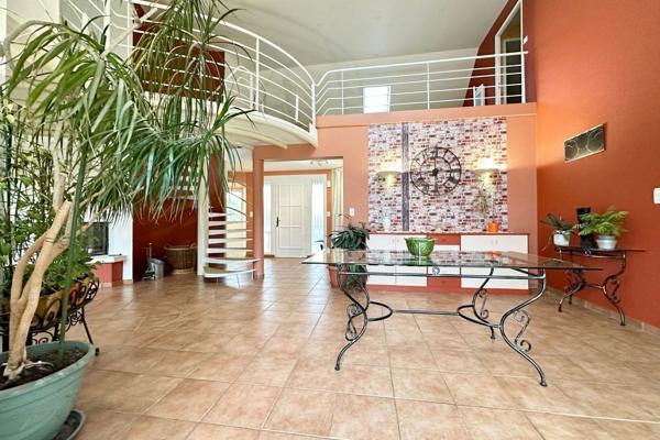 Maison 5 pièces - 176 m² Exclusivité efficity