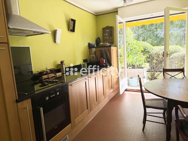 Appartement
         1 pièce
        - 49 m² 199 000 € *