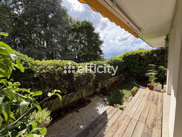 Appartement
         1 pièce
        - 49 m² 199 000 € *