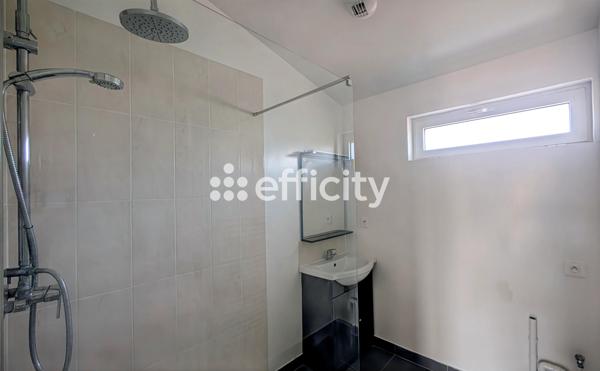 Maison
         15 pièces
        - 350 m² Bien prestige 1 030 000 € *