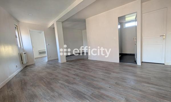 Maison
         15 pièces
        - 350 m² Bien prestige 1 030 000 € *