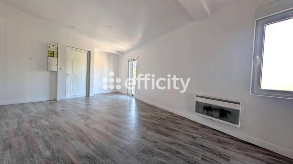 Maison
         15 pièces
        - 350 m² Bien prestige 1 030 000 € *