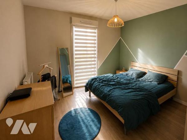 LA TRINITÉ-PLOUZANÉ - APPARTEMENT T2 - 41M² - Place de parking