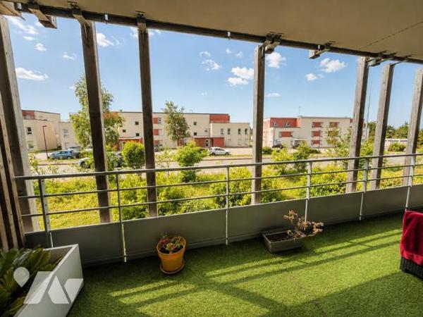 LA TRINITÉ-PLOUZANÉ - APPARTEMENT T2 - 41M² - Place de parking