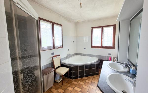 Maison à vendre    4 pièces • 104 m2 Pleumeur-Bodou