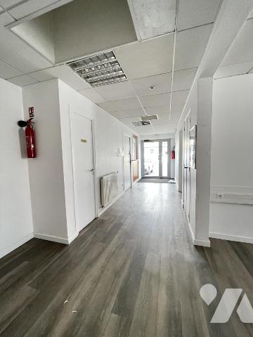 Locminé, maison/bureaux sur 519 m²