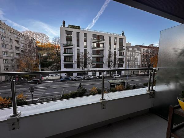 CHAVILLE - Secteur Marivel - Appartement de 2 pièces avec balcon - (Aménagement PMR) 265 200 € ** - Référence 635-C