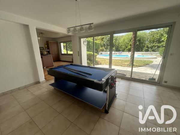 Maison à vendre 8 pièces 245,29 m² Chennevières-sur-Marne