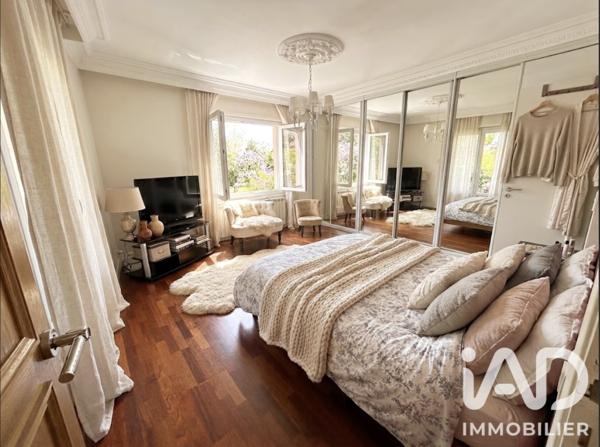 Maison à vendre 8 pièces 245,29 m² Chennevières-sur-Marne